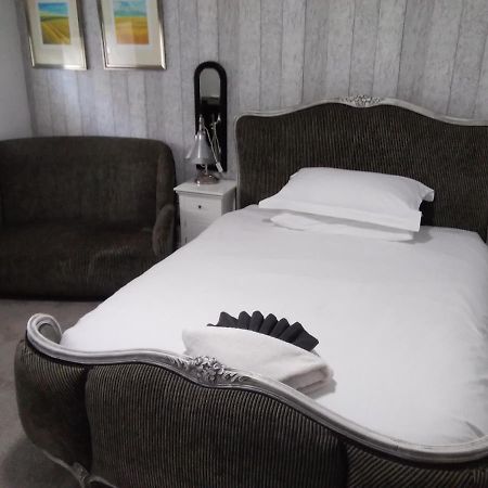 ברומיארד Holly Tree B&B מראה חיצוני תמונה