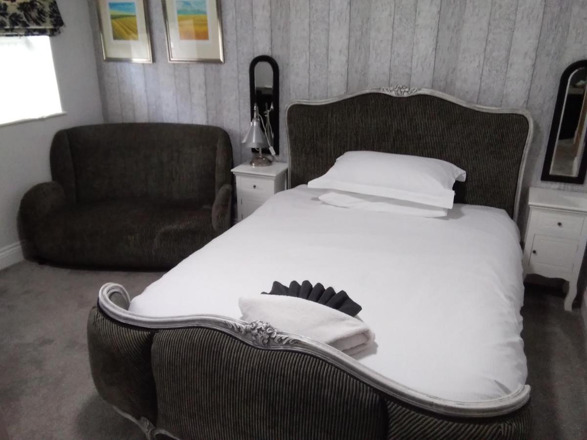 ברומיארד Holly Tree B&B מראה חיצוני תמונה